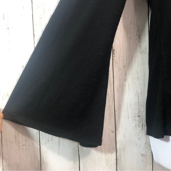 Takara Lace Up Tie Back Bell Sleeves Blouse Medium - Picture 6 of 6